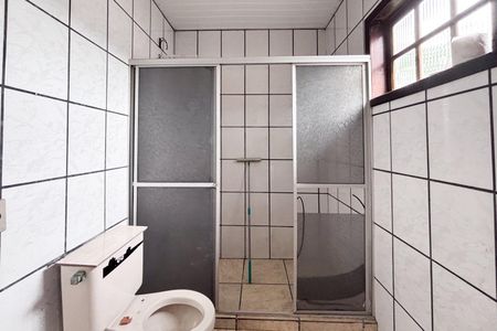 Casa à venda com 200m², 2 quartos e 1 vagaBanheiro