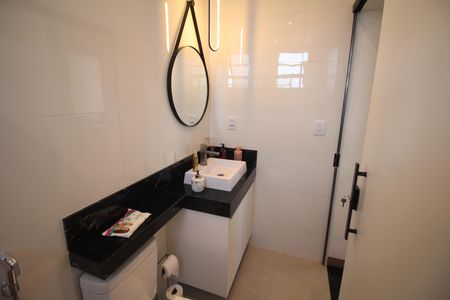 Apartamento para alugar com 140m², 3 quartos e 2 vagasBanheiro