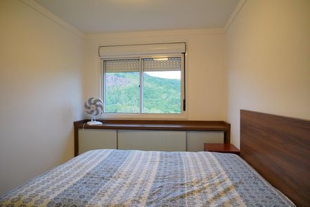 Quarto 2 de apartamento à venda com 1 quarto, 52m² em Jardim Carvalho, Porto Alegre