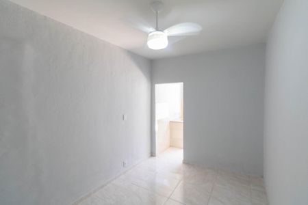 Sala/Quarto de kitnet/studio para alugar com 1 quarto, 16m² em Campo Grande, Rio de Janeiro