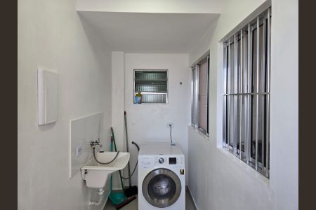 Apartamento para alugar com 55m², 2 quartos e 1 vagaÁrea de Serviço