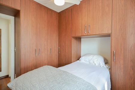 Apartamento à venda com 64m², 2 quartos e 1 vagaQuarto 2