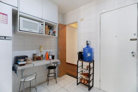 Apartamento à venda com 64m², 2 quartos e 1 vagaCozinha