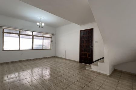 Sala de casa para alugar com 2 quartos, 126m² em Vila Rosalia, Guarulhos