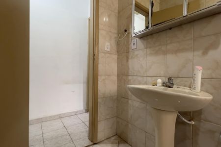 Casa para alugar com 126m², 2 quartos e 2 vagasBanheiro 1