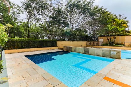 Apartamento para alugar com 84m², 3 quartos e 1 vagaÁrea comum - Piscina