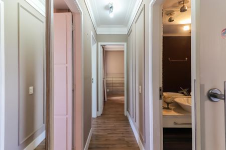 Apartamento para alugar com 84m², 3 quartos e 1 vagaCorredor Quartos