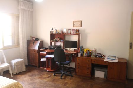 Casa para alugar com 300m², 3 quartos e 1 vagaQuarto