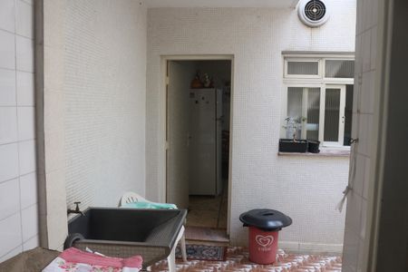 Casa para alugar com 300m², 3 quartos e 1 vagaÁrea de Serviço