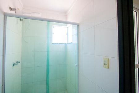 Casa à venda com 110m², 3 quartos e 2 vagasBanheiro do quarto 1