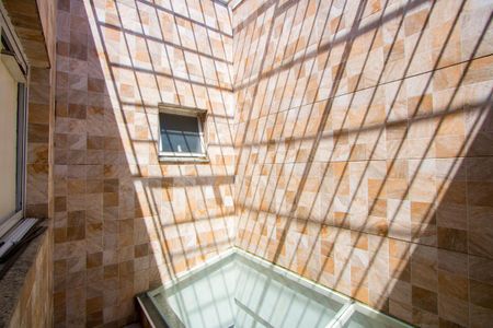 Casa à venda com 110m², 3 quartos e 2 vagasÁrea externa