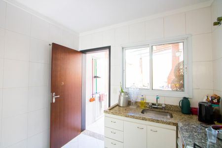 Casa à venda com 110m², 3 quartos e 2 vagasCozinha
