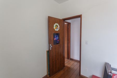 Apartamento à venda com 130m², 4 quartos e 1 vaga Apartamento à venda com 130m², 4 quartos e 1 vagaQuarto 2