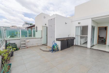 Apartamento à venda com 130m², 4 quartos e 1 vaga Apartamento à venda com 130m², 4 quartos e 1 vagaCobertura