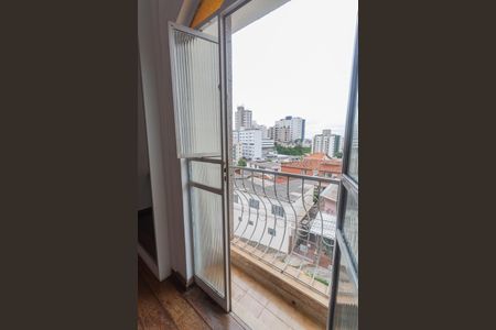 Apartamento à venda com 130m², 4 quartos e 1 vaga Apartamento à venda com 130m², 4 quartos e 1 vagaVaranda do Quarto 1
