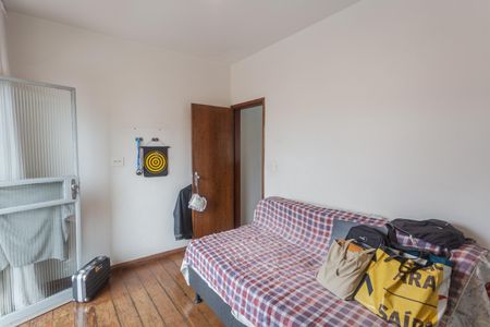 Quarto 1 de apartamento à venda com 4 quartos, 130m² em Sagrada Família, Belo Horizonte