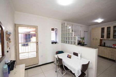 Casa à venda com 81m², 3 quartos e 3 vagasCopa/Cozinha
