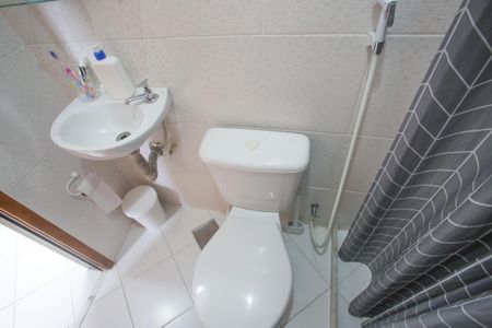 Casa à venda com 78m², 3 quartos e 1 vagaBanheiro Social