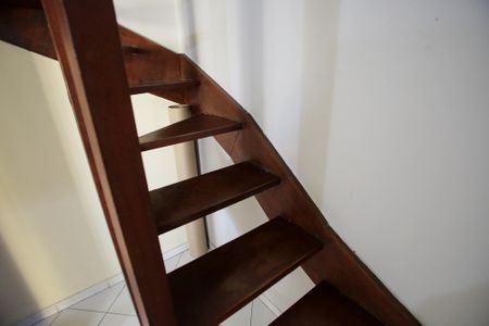 Escada de casa à venda com 3 quartos, 78m² em Taquara, Rio de Janeiro