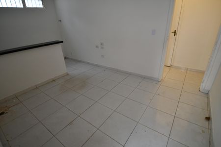 Sala de casa para alugar com 1 quarto, 30m² em Vila Itapura, Campinas