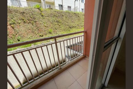 Varanda de apartamento para alugar com 2 quartos, 48m² em Lajeado, Cotia