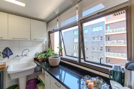 Apartamento à venda com 133m², 3 quartos e 3 vagasÁrea de Serviço