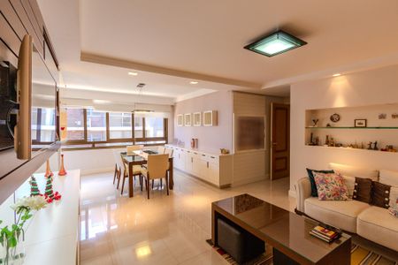 Sala de apartamento à venda com 3 quartos, 133m² em Tristeza, Porto Alegre