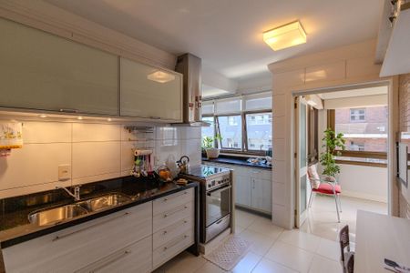 Apartamento à venda com 133m², 3 quartos e 3 vagasCozinha