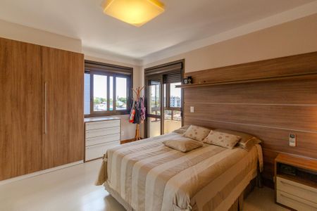 Apartamento à venda com 133m², 3 quartos e 3 vagasSuíte 1