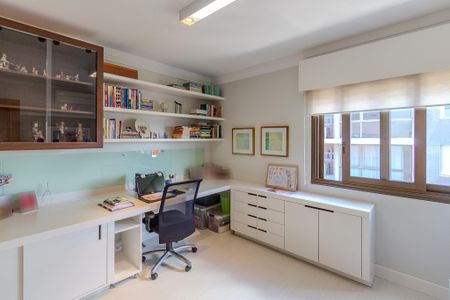 Apartamento à venda com 133m², 3 quartos e 3 vagasQuarto