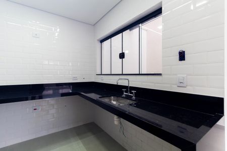 Casa à venda com 80m², 2 quartos e 2 vagas Casa à venda com 80m², 2 quartos e 2 vagasCozinha