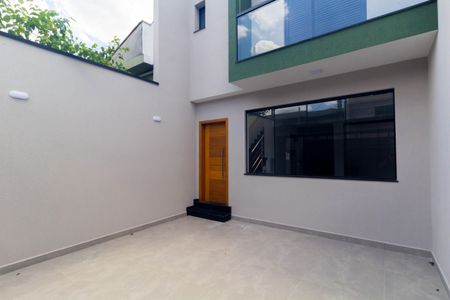 Casa à venda com 80m², 2 quartos e 2 vagas Casa à venda com 80m², 2 quartos e 2 vagasGaragem