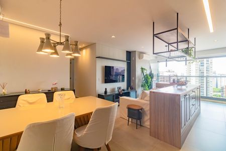 Apartamento à venda com 2 quartos, 73m² em Mirandópolis, São Paulo