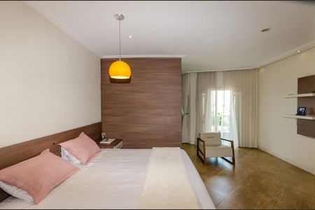 Casa para alugar com 183m², 3 quartos e 3 vagas Casa para alugar com 183m², 3 quartos e 3 vagasSuíte