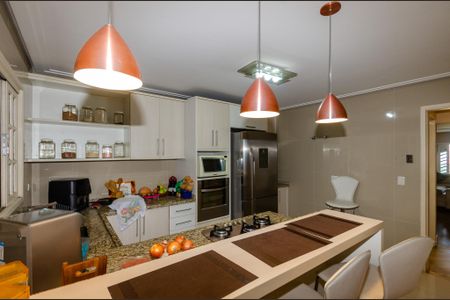 Casa para alugar com 183m², 3 quartos e 3 vagas Casa para alugar com 183m², 3 quartos e 3 vagasCozinha