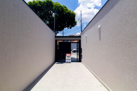 Casa à venda com 80m², 2 quartos e 2 vagasGaragem