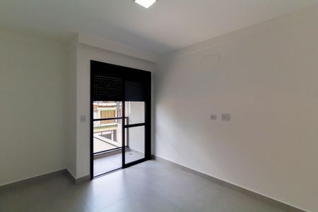 Casa à venda com 80m², 2 quartos e 2 vagasSuíte