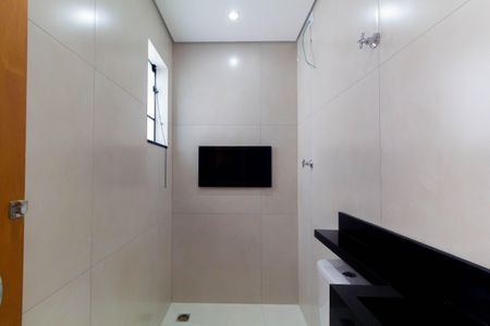 Casa à venda com 80m², 2 quartos e 2 vagasBanheiro da Suíte