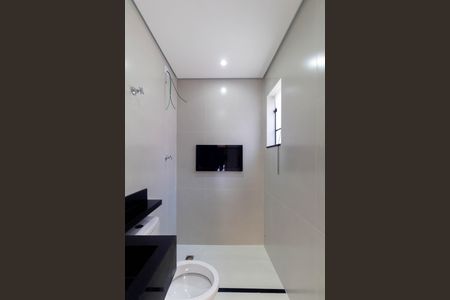 Casa à venda com 80m², 2 quartos e 2 vagasBanheiro Suíte 2