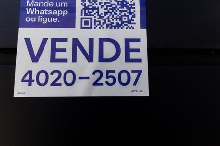 Casa à venda com 80m², 2 quartos e 2 vagasPlaca
