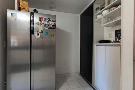 Apartamento à venda com 80m², 2 quartos e 1 vaga Apartamento à venda com 80m², 2 quartos e 1 vagaCozinha - Armários