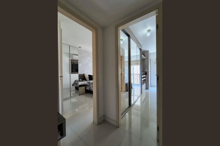 Apartamento à venda com 80m², 2 quartos e 1 vagaHall social