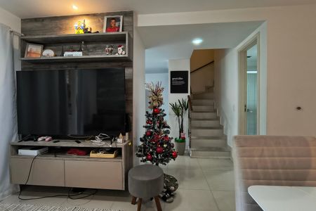 Apartamento à venda com 80m², 2 quartos e 1 vaga Apartamento à venda com 80m², 2 quartos e 1 vagaSala