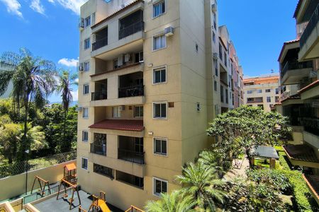 Apartamento à venda com 80m², 2 quartos e 1 vaga Apartamento à venda com 80m², 2 quartos e 1 vagaVista