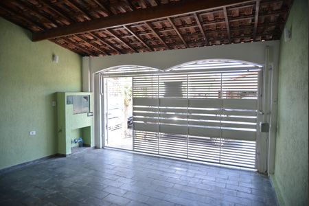 Casa para alugar com 154m², 3 quartos e 2 vagasGaragem