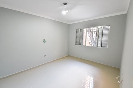 Casa à venda com 150m², 2 quartos e 2 vagasQuarto 2