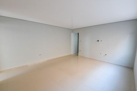 Casa à venda com 150m², 2 quartos e 2 vagasSala