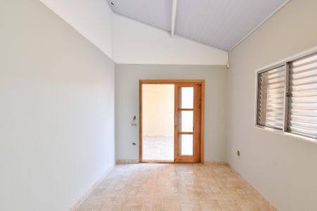 Casa à venda com 150m², 2 quartos e 2 vagasEdícula/quarto