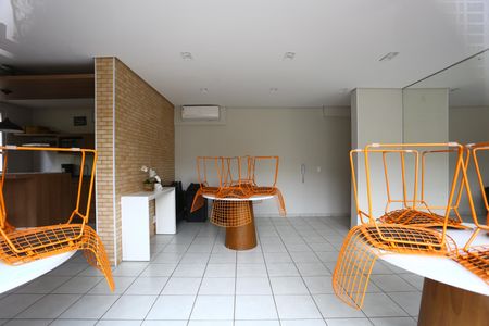 Apartamento para alugar com 46m², 2 quartos e 1 vagaÁrea comum - Salão de festas