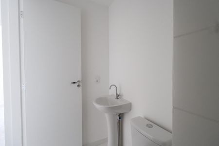 Apartamento à venda com 43m², 2 quartos e 1 vagaBanheiro Social